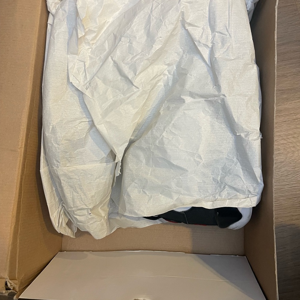 Used Men’s Air Jordan Retro 9 - Picture 4 of 10